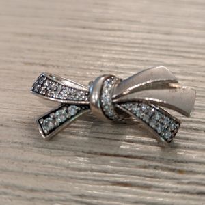 Pandora bow charm